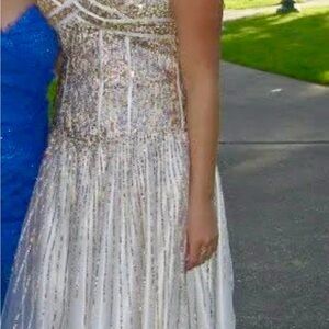 David’s bridal Sparkle Beaded dress